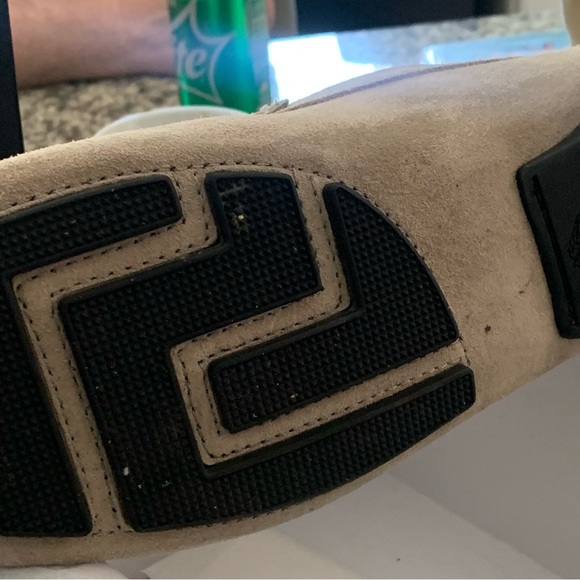 Men shoes by Versace size 10.5 suede excellently conditions,tan color - Picture 2 of 5